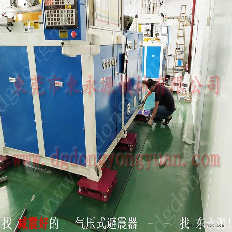 吸塑機(jī)減震墊 包裝壓痕機(jī)隔震墊  防震膠  紡織設(shè)備減震器，機(jī)械手配套自動噴油機(jī)