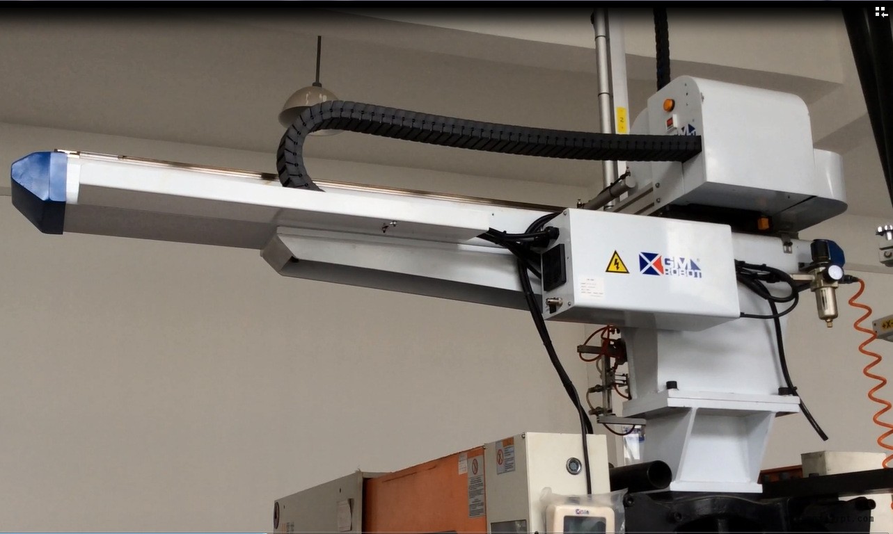 桁架機(jī)器人 桁架上下料機(jī)械手 桁架機(jī)器人示例圖4