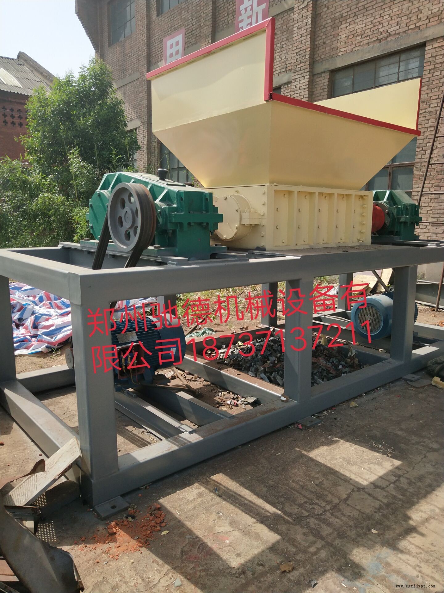 天水彩鋼瓦、機(jī)頭料撕碎機(jī)廠(chǎng)家直銷(xiāo)